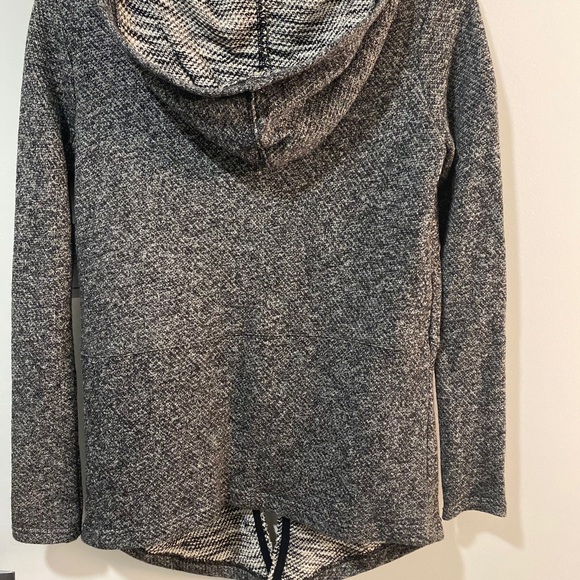 JESSICA SIMPSON SWEATER - Picture 5 of 5